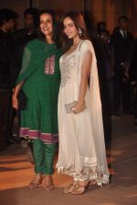 Sharon Prabhakar, Shazahn Padamsee at the Honey Bhagnani wedding reception on 28th Feb 2012 (146).JPG